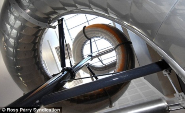 Ноу-хау_из_стали_скельтер-хельтер_или_как_бороться_с_офисной_хандрой