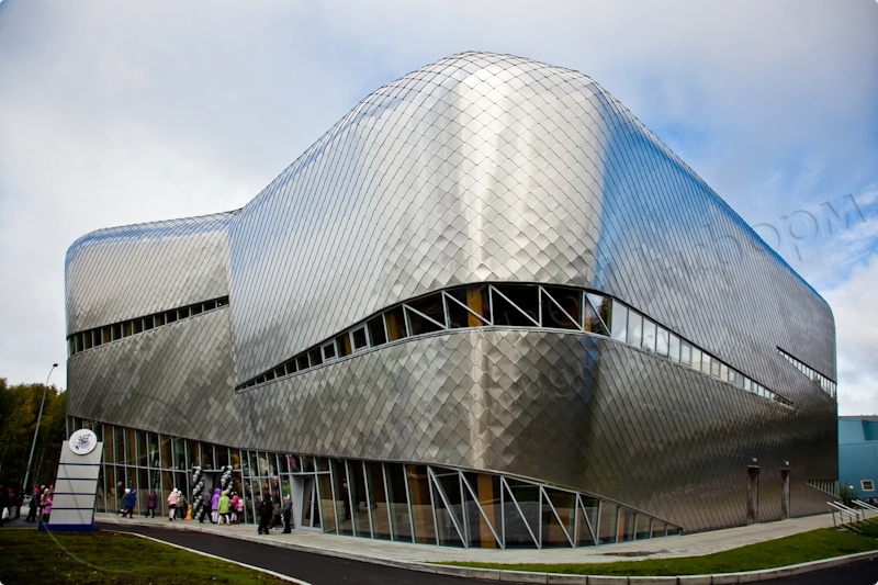 Премию_Best_Building_2011_года_получило_здание_Академии_шахмат_в_Ханты-Мансийске_Здание_-_из_металлоконстр