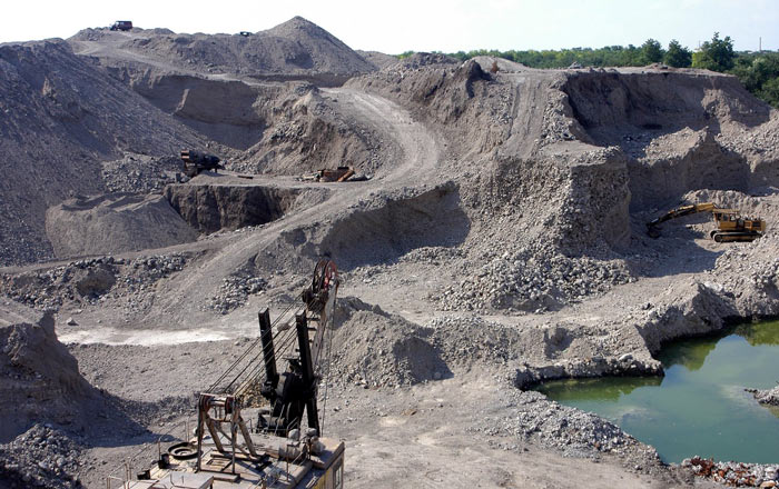 Записки_корреспондента_заводской_газеты_Глава_9_Горы_в_городе_и_криминальное_чтиво_часть_1